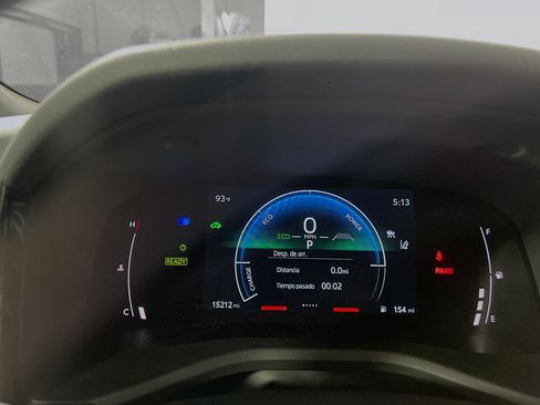 Used 2025 Toyota Camry SE FWD image 21