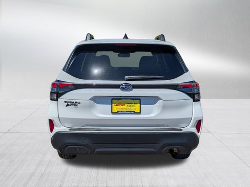Used 2026 Subaru Forester Premium AWD/4WD image 6