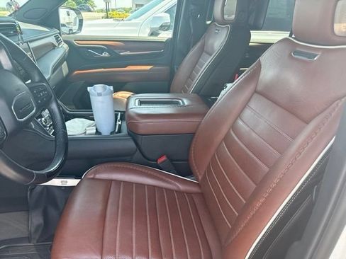 Certified 2024 GMC Yukon XL Denali Ultimate AWD/4WD image 39