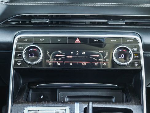 Used 2024 Genesis GV80 3.5T image 14