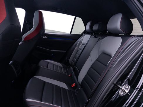 Used 2024 Volkswagen GTI SE FWD image 43