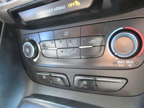 Used 2019 Ford Transit Connect XL image 33