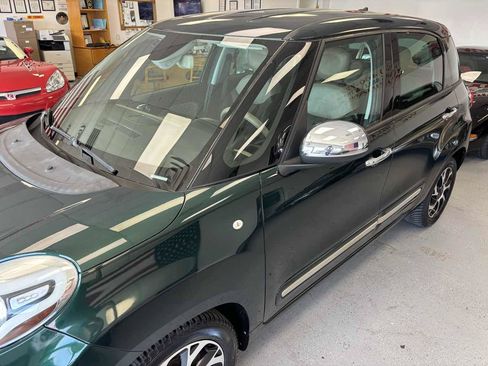 Used 2014 FIAT 500L Lounge FWD image 3