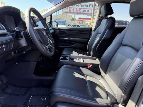 Used 2024 Honda Odyssey EX-L image 8