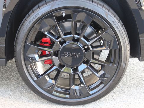 Used 2026 BMW XM Label Red image 13