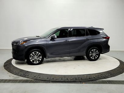 Used 2020 Toyota Highlander XLE