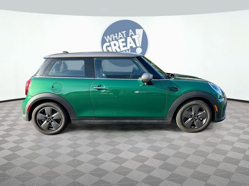 Used 2023 MINI Cooper 2-Door Hardtop image 7