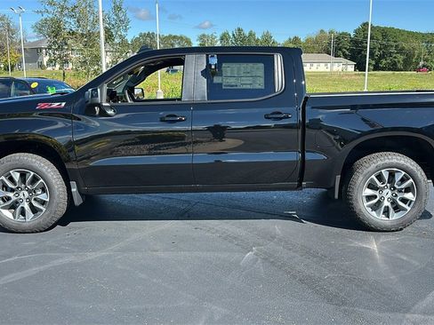 New 2026 Chevrolet Silverado 1500 RST image 4