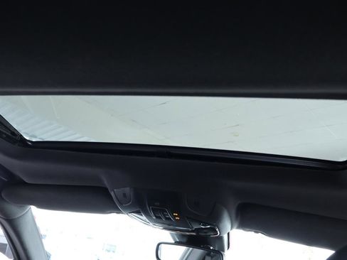 Used 2018 Maserati Ghibli image 40