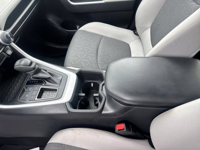 Used 2023 Toyota RAV4 XLE w/ Convenience Package FWD image 22
