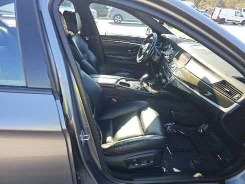 Used 2016 BMW 535i Sedan w/ M Sport image 5