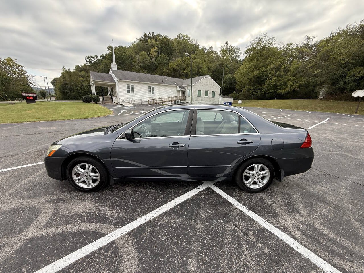 Used 2007 Honda Accord EX image 3