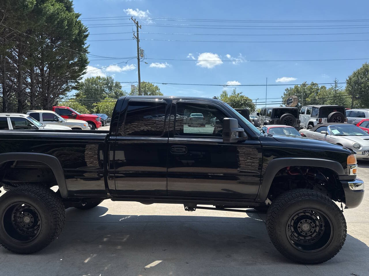 Used 2003 GMC Sierra 2500 SLT w/ SLT Preferred Equipment Group AWD/4WD image 6