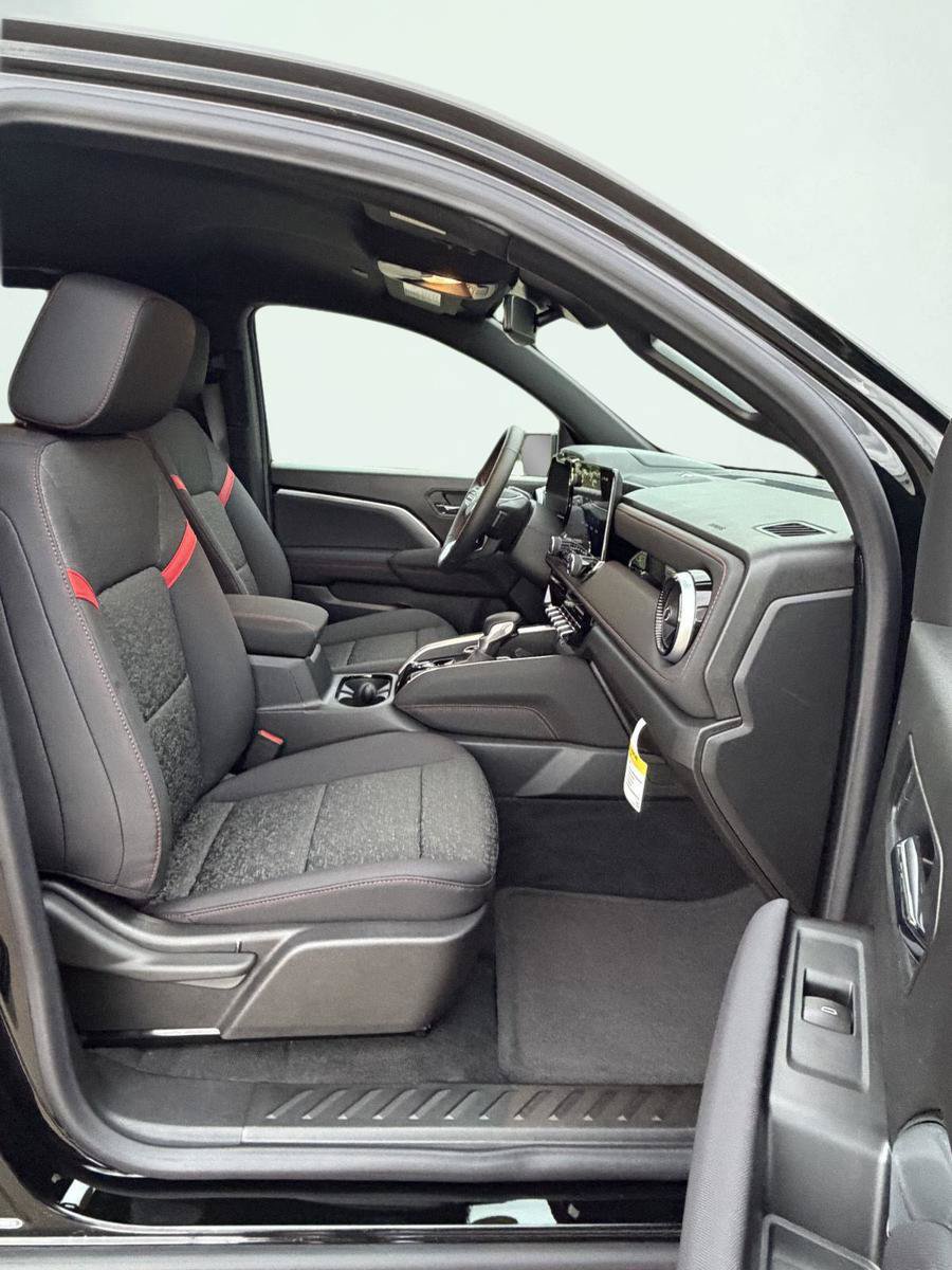 New 2026 Chevrolet Colorado Z71 w/ Technology Package AWD/4WD image 19