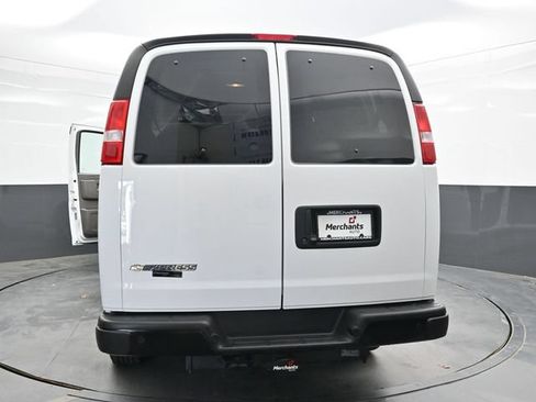 Used 2024 Chevrolet Express 3500 LS RWD image 44