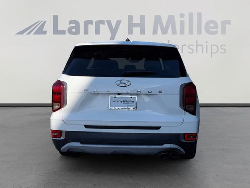 Used 2022 Hyundai Palisade SE image 4