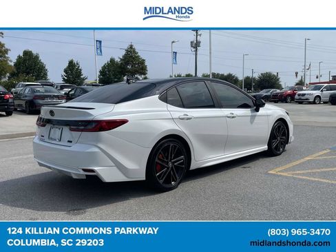 Used 2025 Toyota Camry XSE FWD image 6