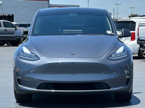 Used 2021 Tesla Model Y Long Range AWD/4WD image 10