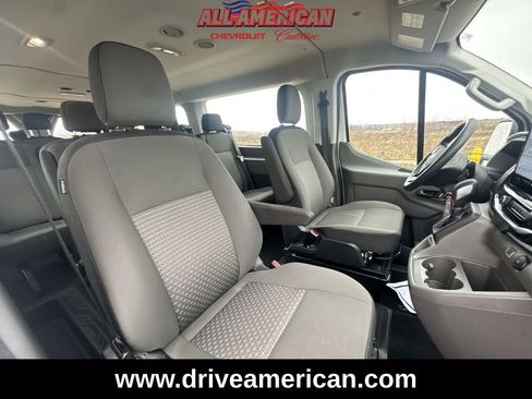 Used 2023 Ford Transit 350 XLT image 28