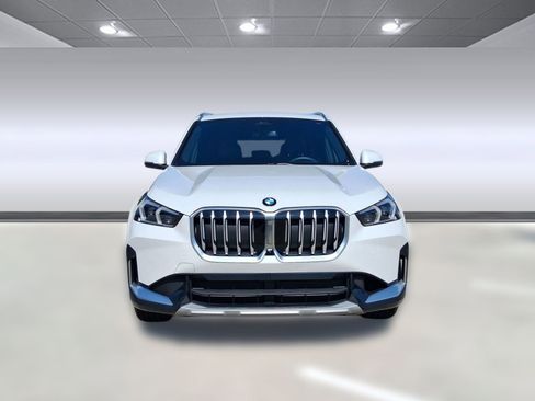 Used 2025 BMW X1 xDrive28i w/ Premium Package image 6
