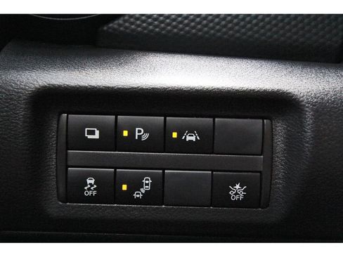 Certified 2025 Nissan Kicks Play S FWD image 19