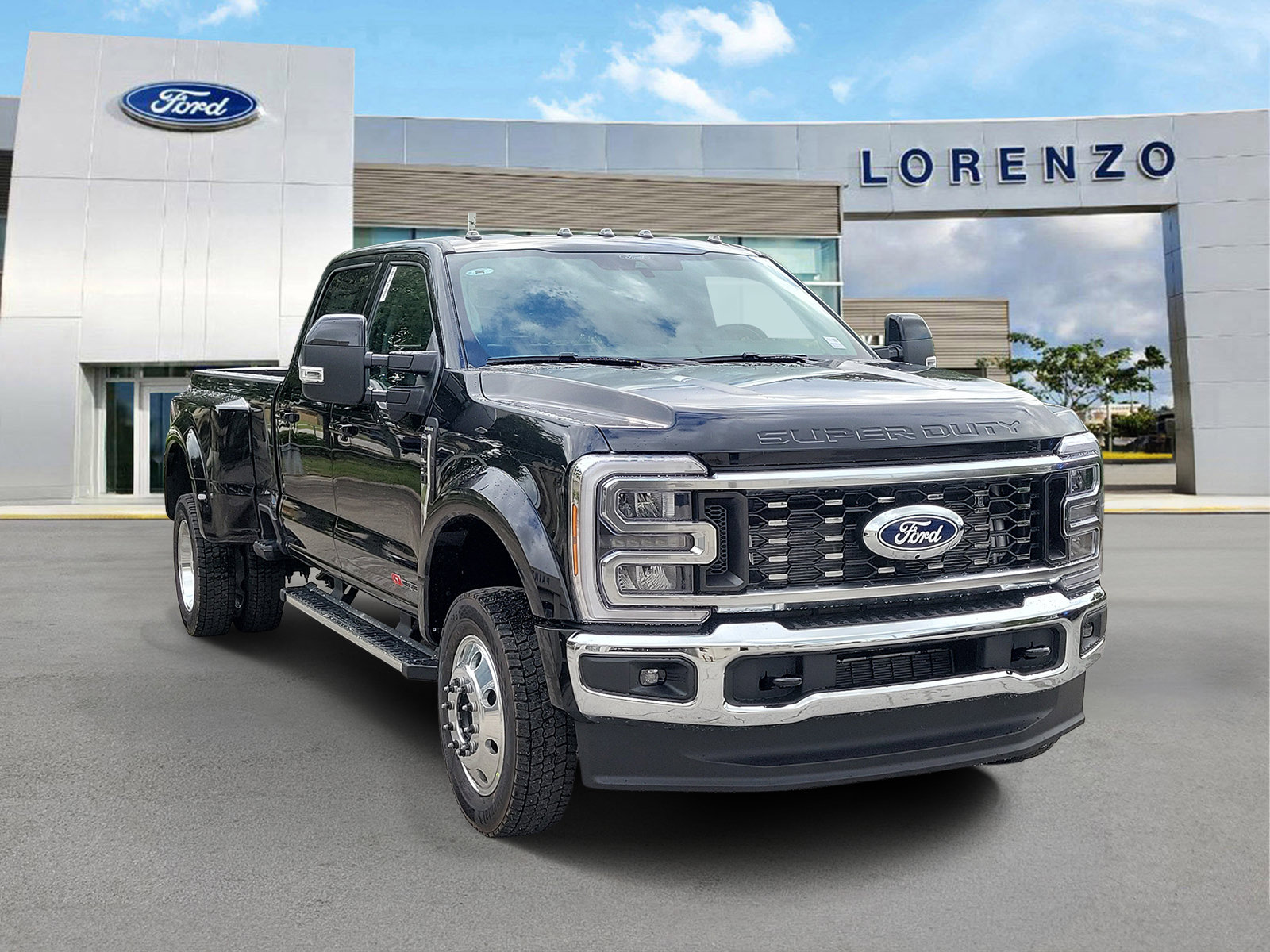 New 2027 Ford F450 Lariat w/ FX4 Off-Road Package AWD/4WD image 3