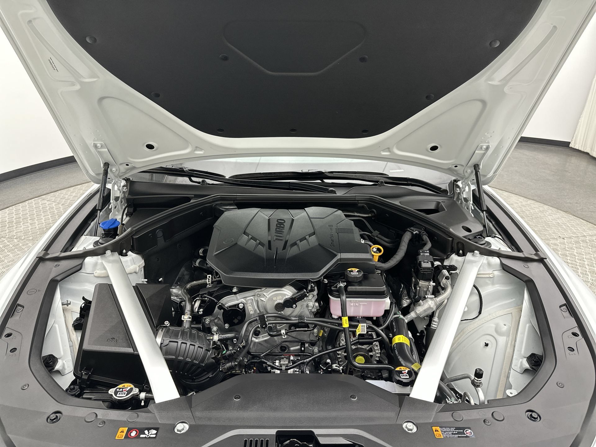 Certified 2026 Genesis G70 2.5T AWD/4WD image 25