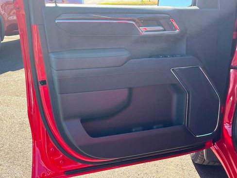 New 2026 GMC Sierra 1500 Elevation image 11