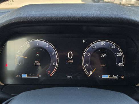 New 2025 Jeep Grand Cherokee L Altitude image 8