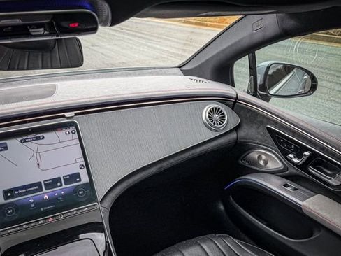 Used 2022 Mercedes-Benz EQS 450+ Sedan image 34