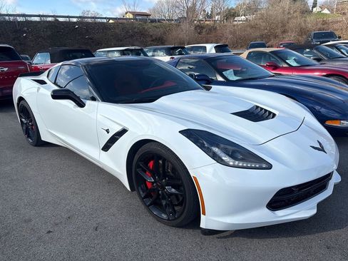 Used 2016 Chevrolet Corvette Stingray Coupe w/ 3LT Preferred Equipment Group image 3