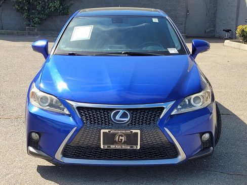 Used 2015 Lexus CT 200h w/ Navigation Package image 2