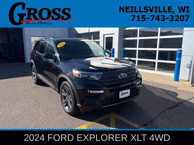 Used 2024 Ford Explorer XLT w/ Equipment Group 202A AWD/4WD image 1