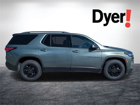 Certified 2023 Chevrolet Traverse LT image 2