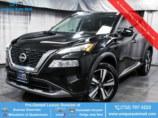 Used 2023 Nissan Rogue SL w/ SL Premium Package image 1