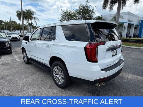 Used 2023 GMC Yukon Denali AWD/4WD image 5