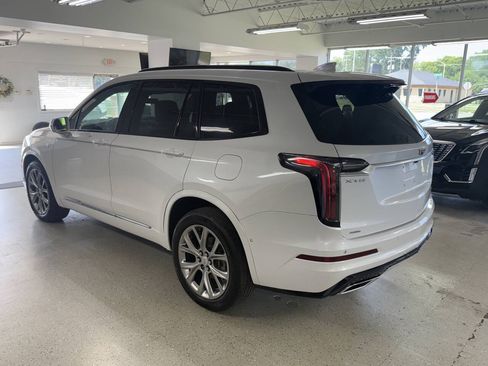 Used 2020 Cadillac XT6 Sport w/ Platinum Package AWD/4WD image 6