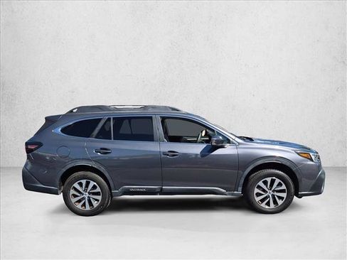 Used 2022 Subaru Outback Premium w/ Popular Package #1 AWD/4WD image 4