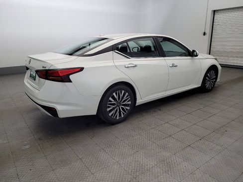 Used 2023 Nissan Altima 2.5 SV image 10