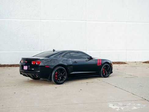 Used 2011 Chevrolet Camaro SS w/ Interior Accent Trim Package image 38