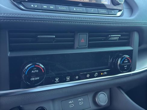 New 2026 Nissan Rogue SV image 25