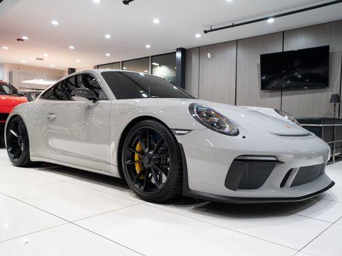 Used 2018 Porsche 911 GT3 RWD image 32