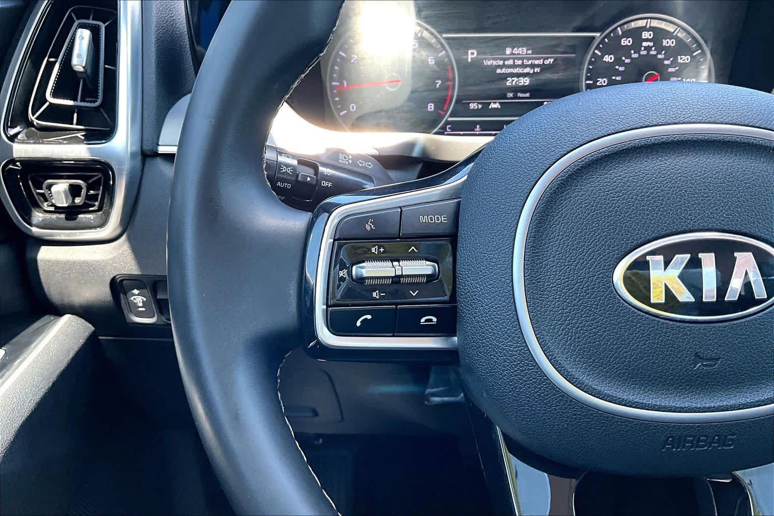 Used 2021 Kia Sorento SX AWD/4WD image 24
