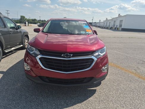 Used 2021 Chevrolet Equinox LT AWD/4WD image 2