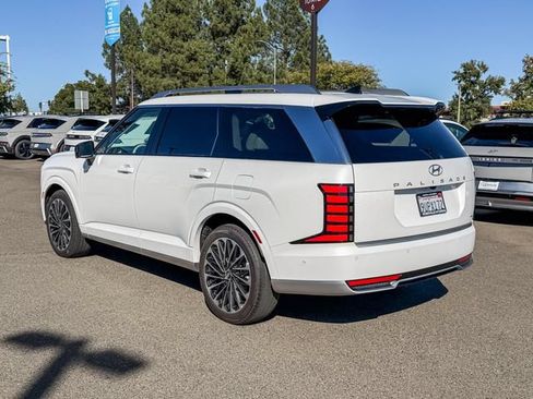 Used 2026 Hyundai Palisade Calligraphy AWD/4WD image 2