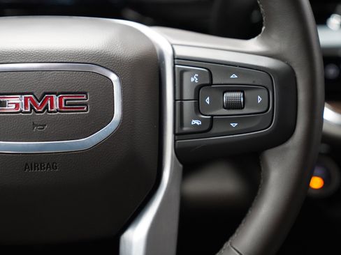 Used 2024 GMC Sierra 3500 SLE image 20