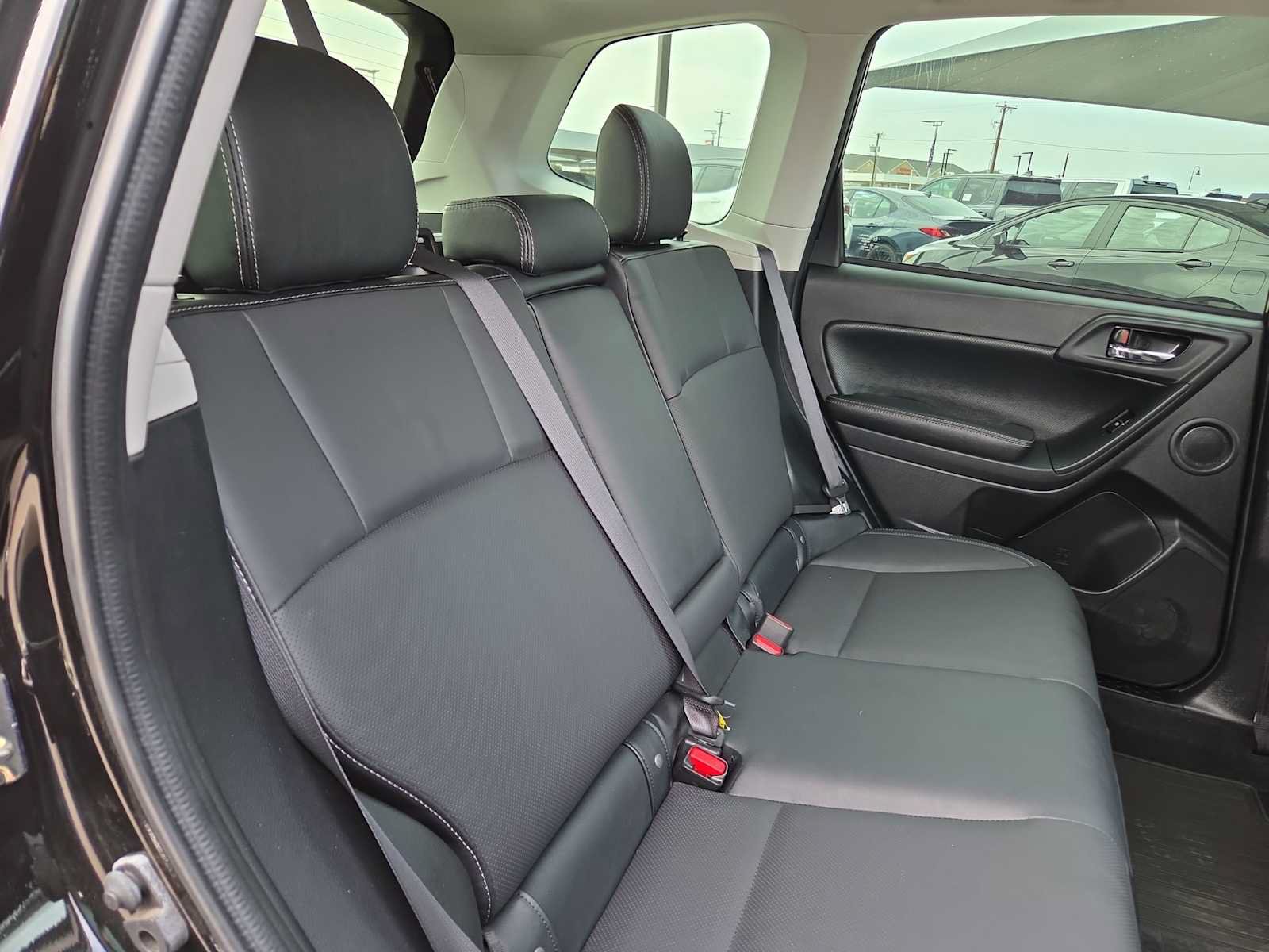 Used 2018 Subaru Forester 2.5i Limited AWD/4WD image 17