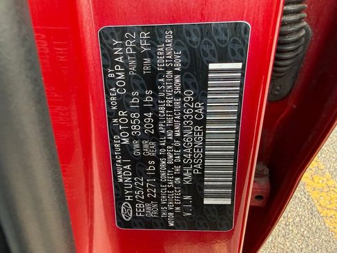 Used 2022 Hyundai Elantra SEL w/ Convenience Package FWD image 30