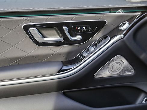 Used 2024 Mercedes-Benz S 580 4MATIC Sedan image 26