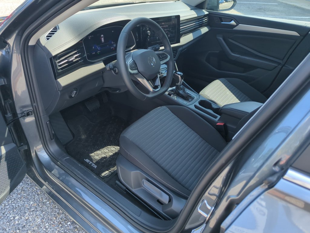 Certified 2026 Volkswagen Jetta S FWD image 11
